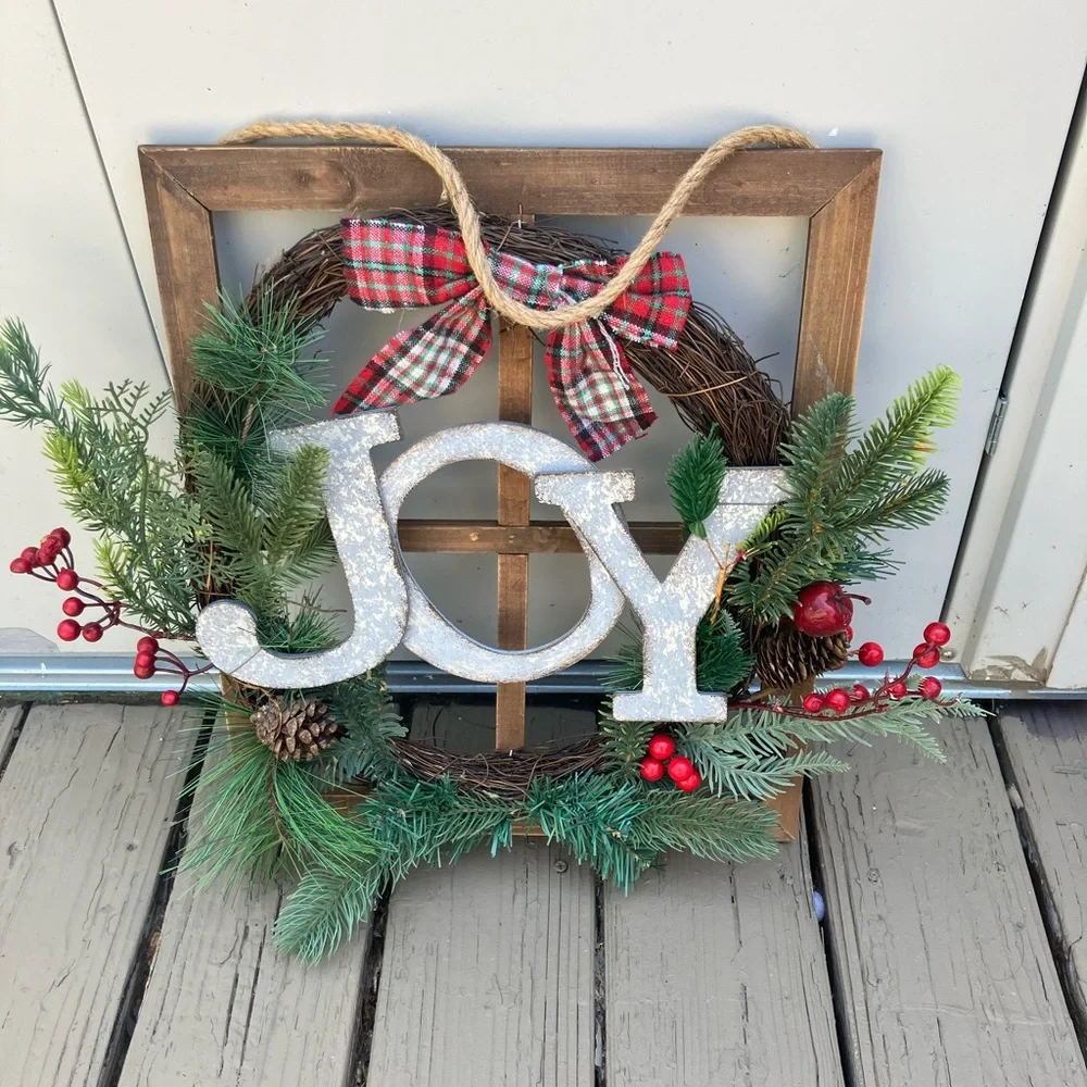 Rustic farmhouse Festive Joy Holiday Wreath with Red Accents